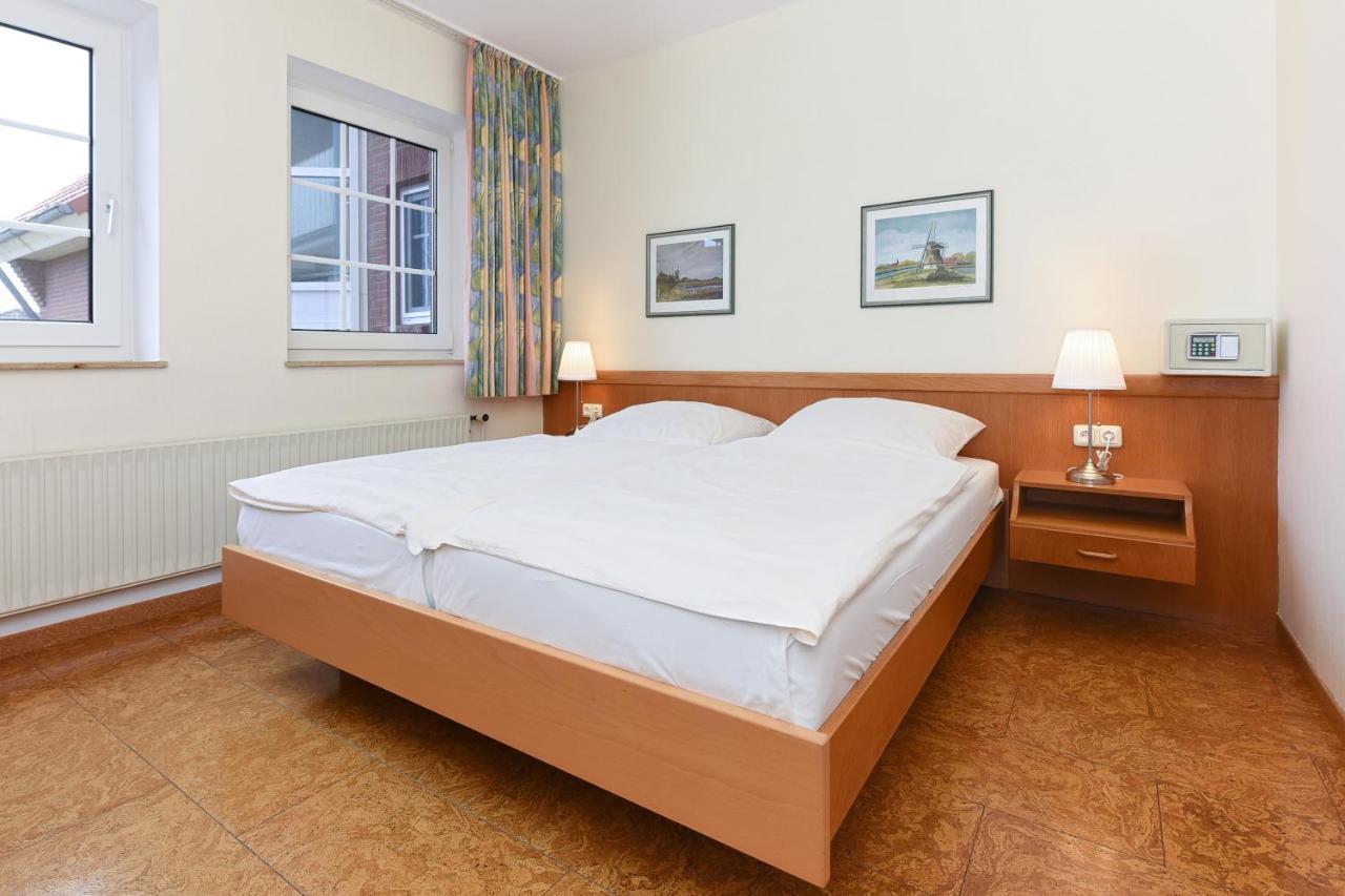 Hotel-Pension Stoertebeker Bensersiel Esterno foto